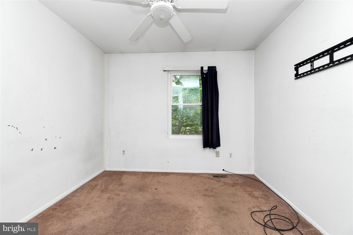 SHETLAND SQUARE - Residential