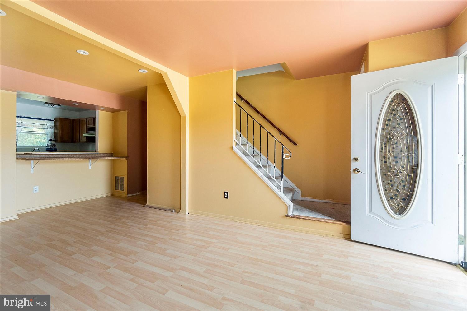 SHETLAND SQUARE - Residential