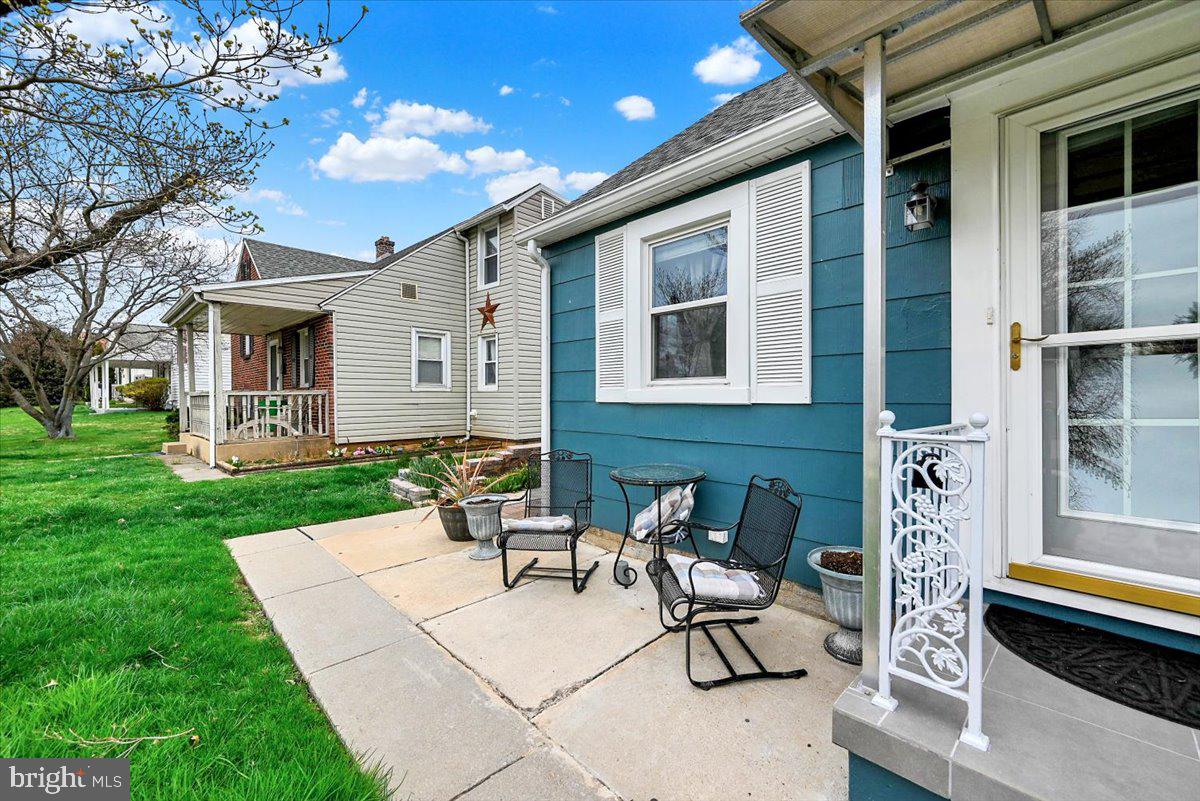 PARK VILLAGE - Residential