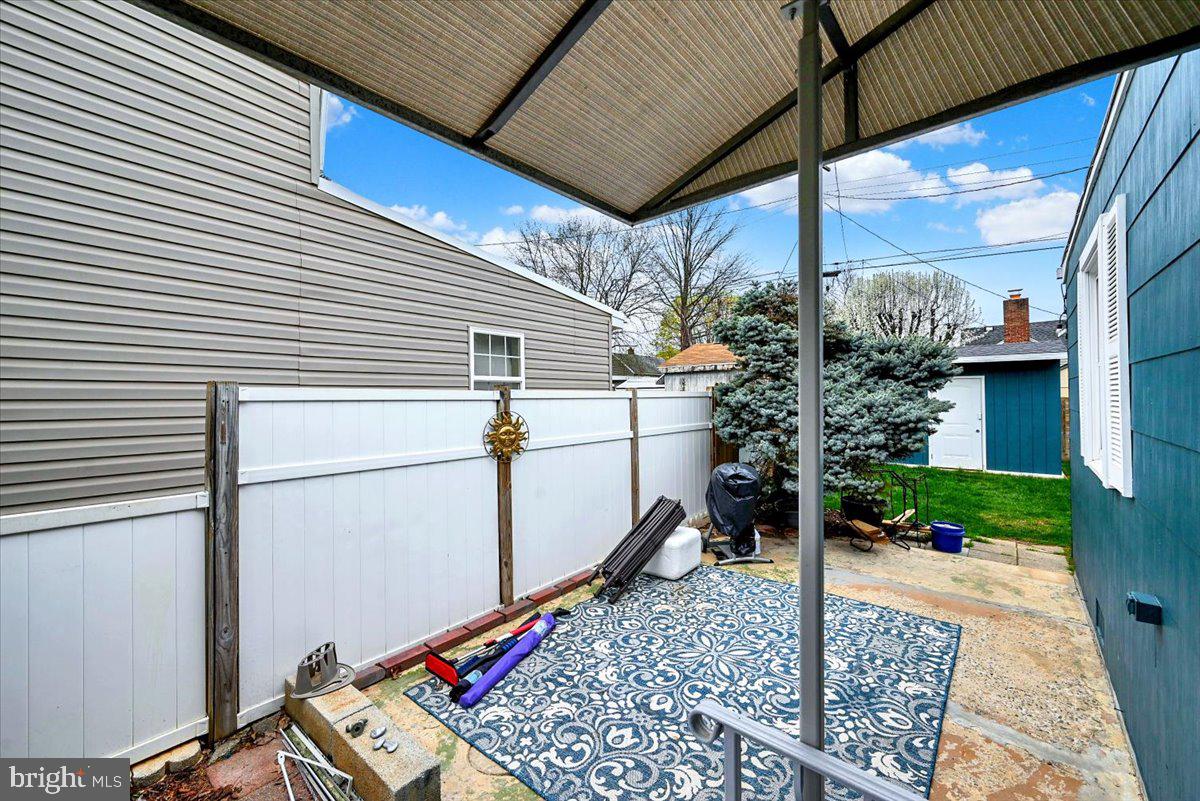 PARK VILLAGE - Residential