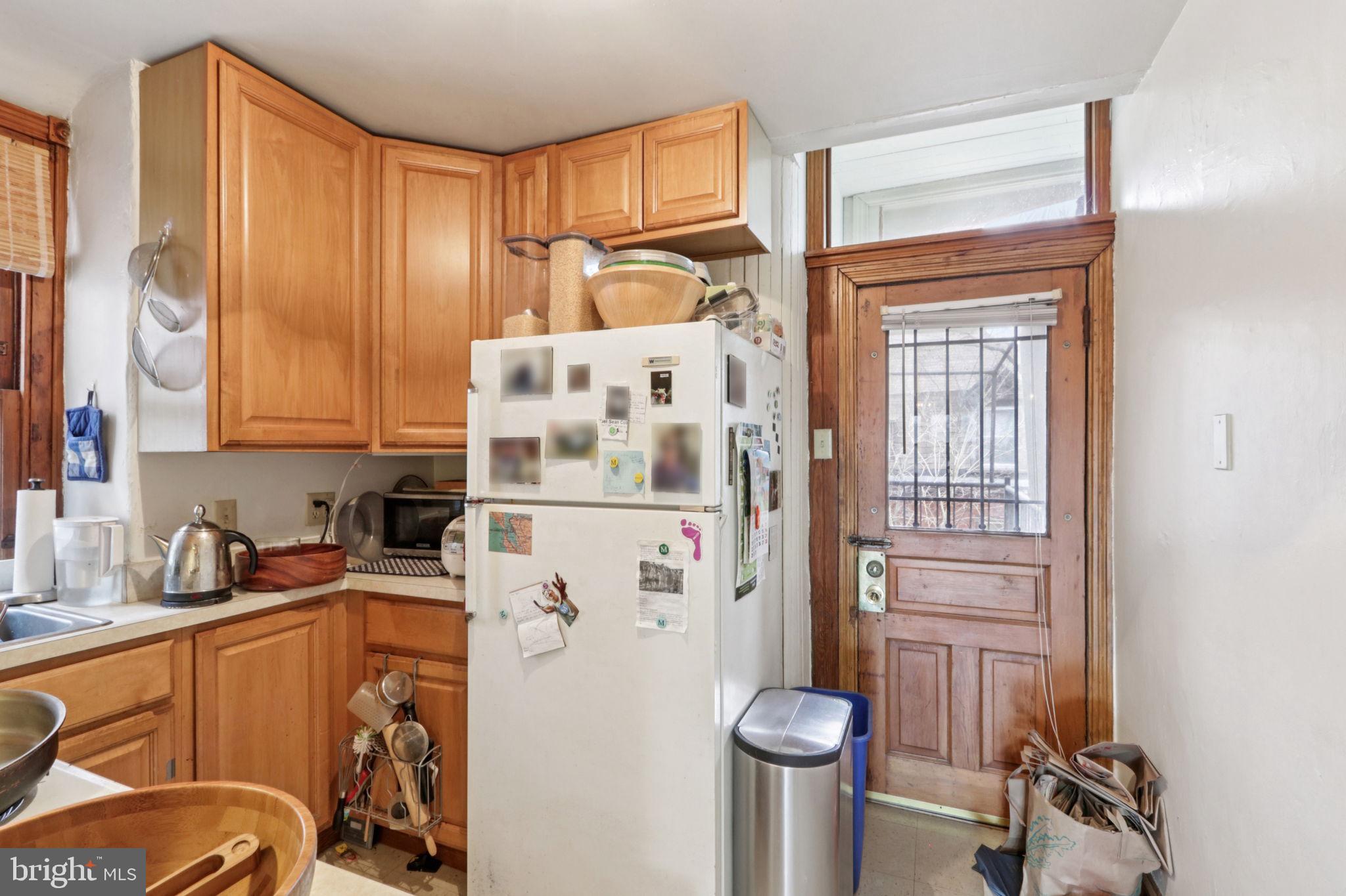 UNIVERSITY CITY - Commercial Sale