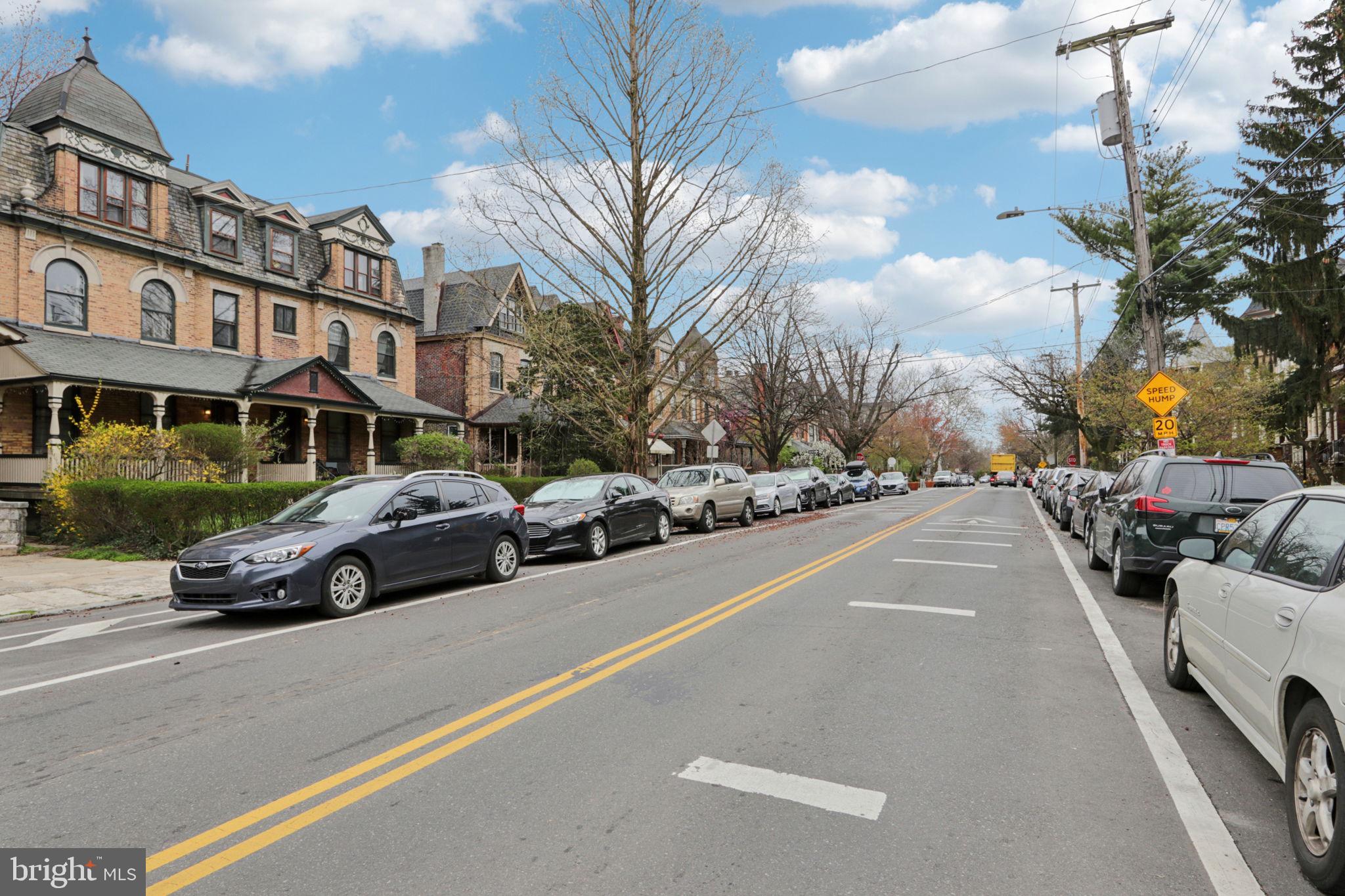 UNIVERSITY CITY - Commercial Sale