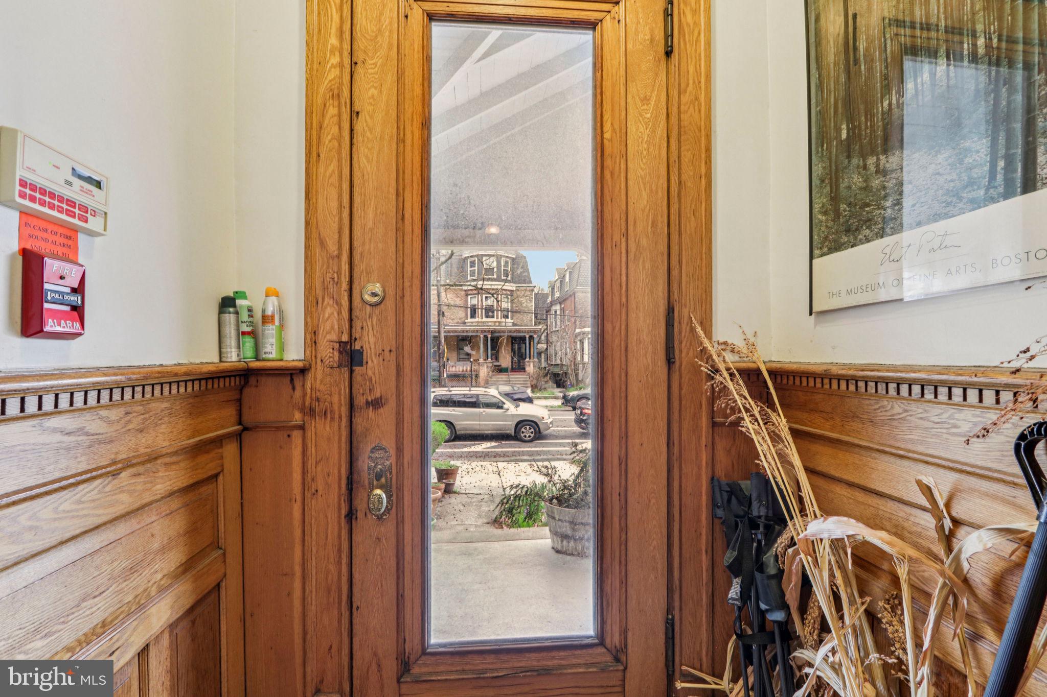 UNIVERSITY CITY - Commercial Sale