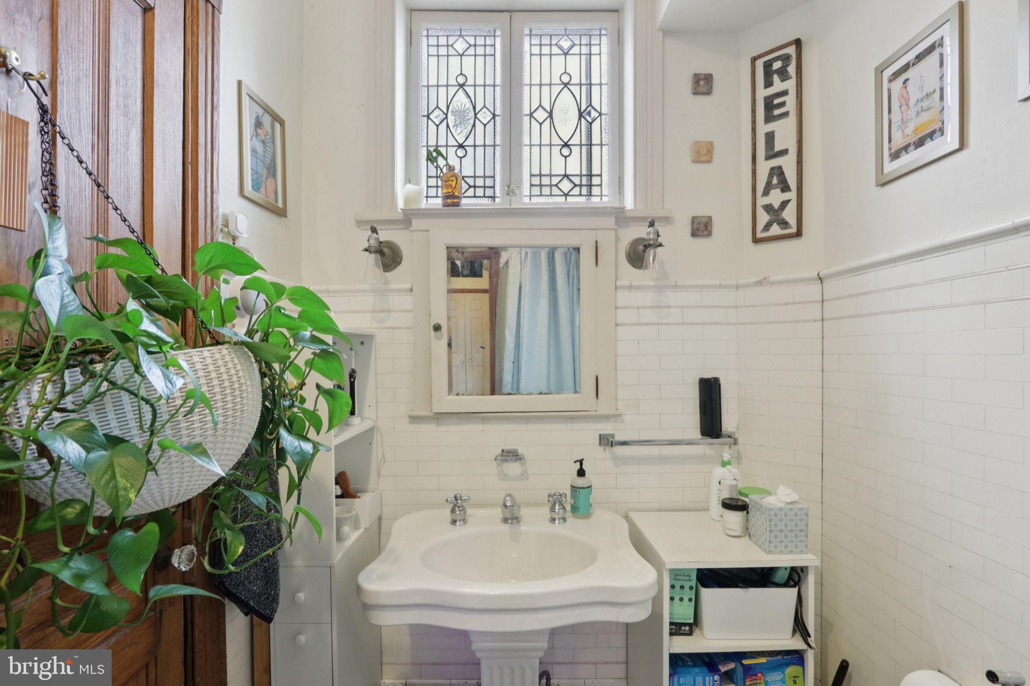 UNIVERSITY CITY - Commercial Sale