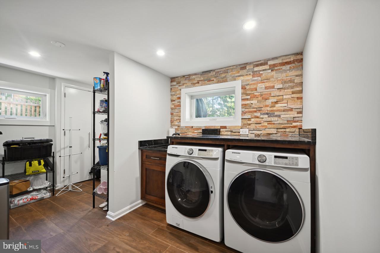 MANTUA - Residential