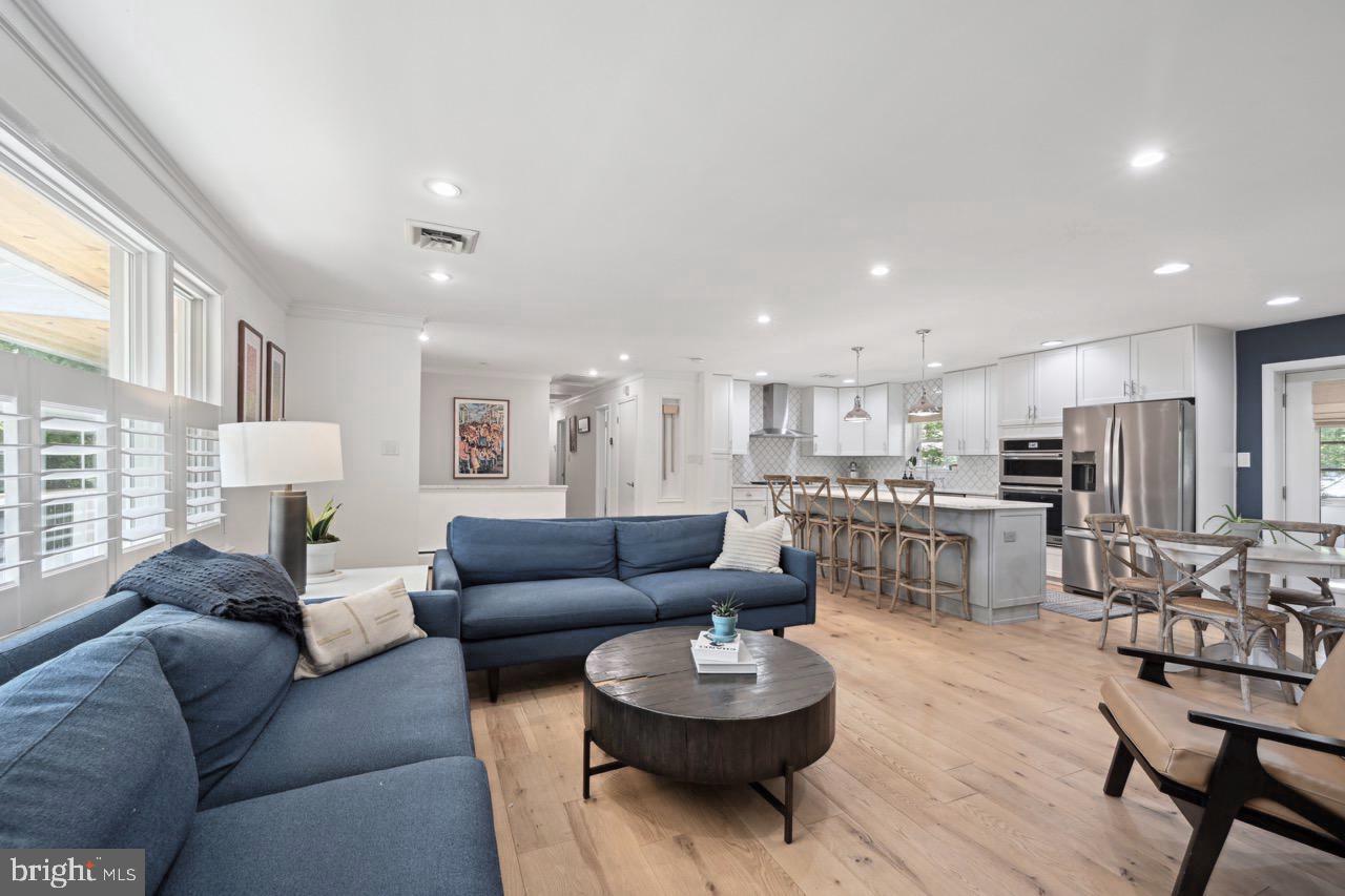 MANTUA - Residential