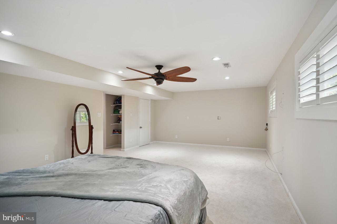 MANTUA - Residential