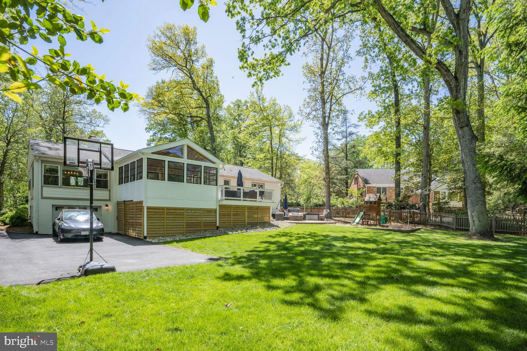 MANTUA - Residential