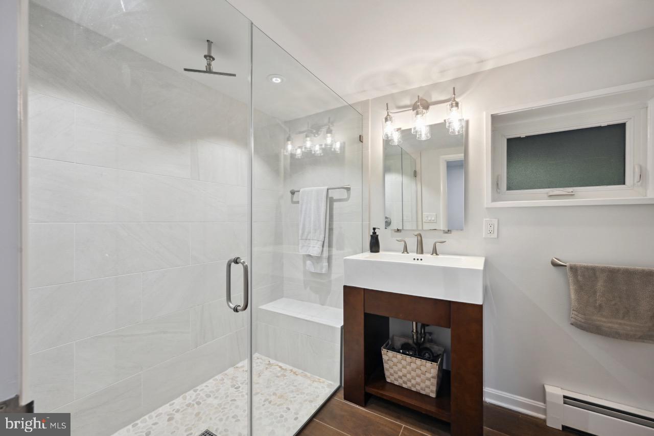 MANTUA - Residential