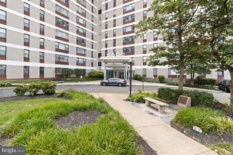 Condo For Sale - 4600 Duke Street #408<br/> ALEXANDRIA, VA 22304