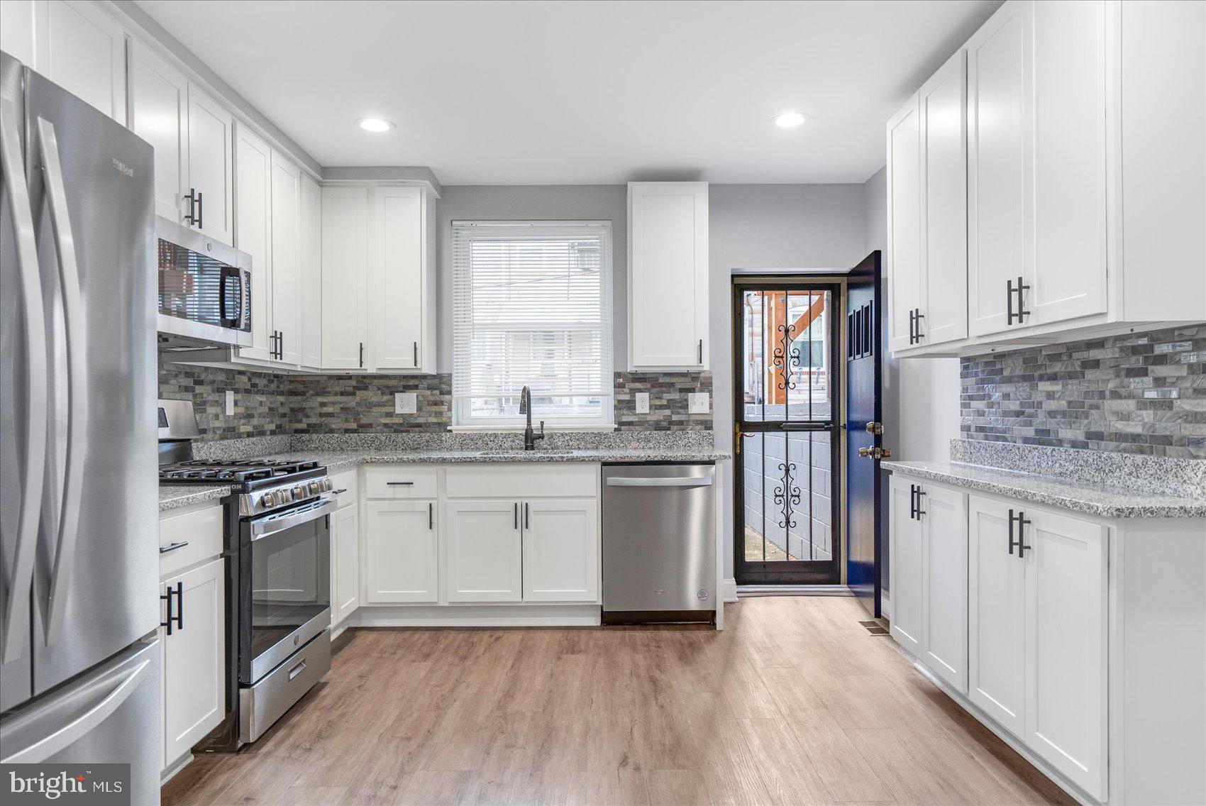 CANTON - Residential