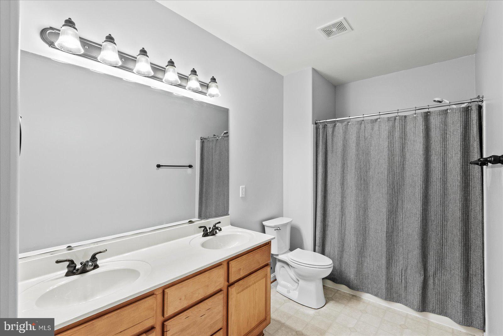 MAGNOLIA WOODS - Residential