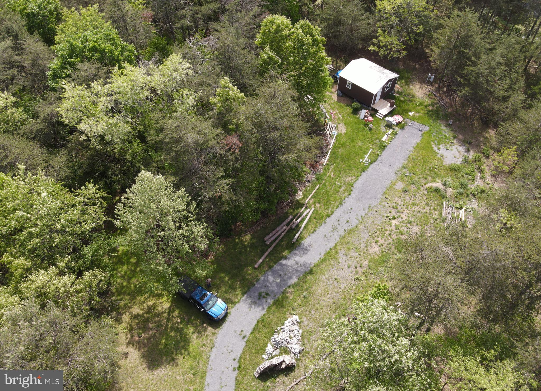 DEER SPRING WOODS - Land