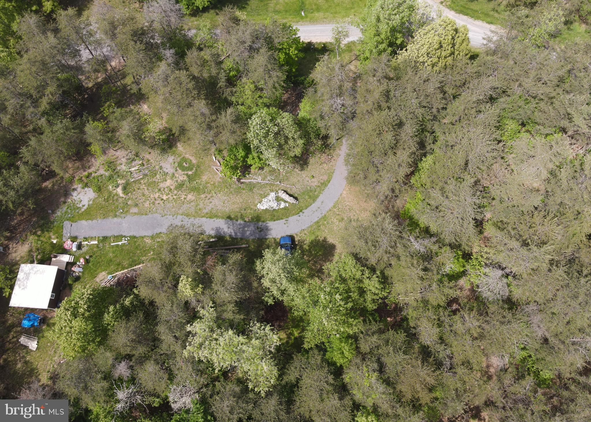 DEER SPRING WOODS - Land