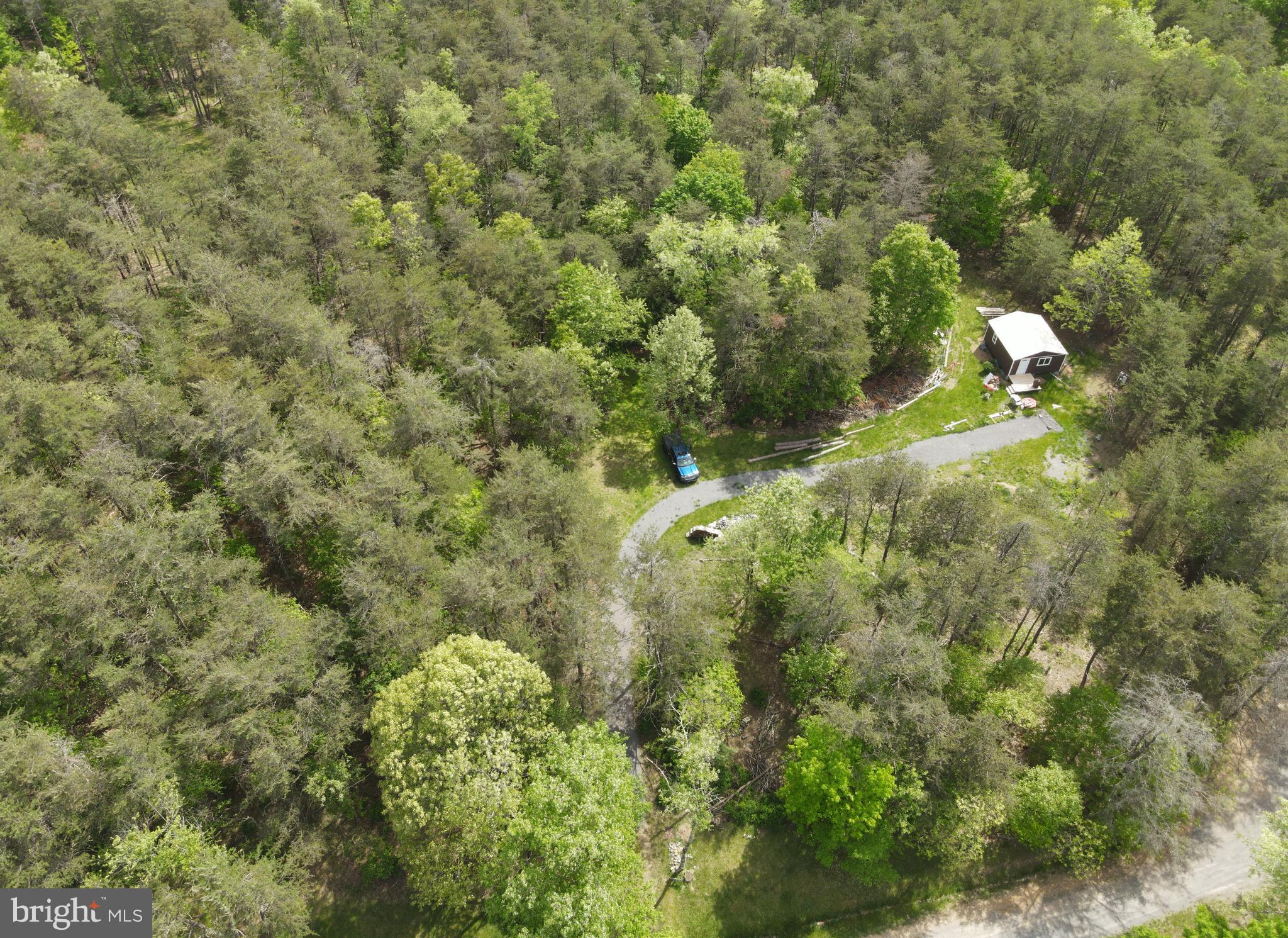 DEER SPRING WOODS - Land