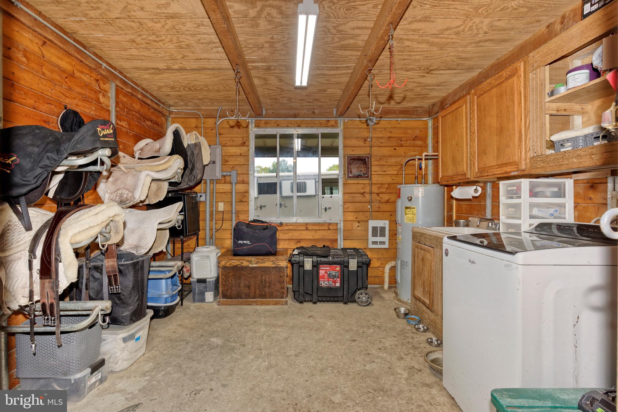 TROUGH HILL - Residential