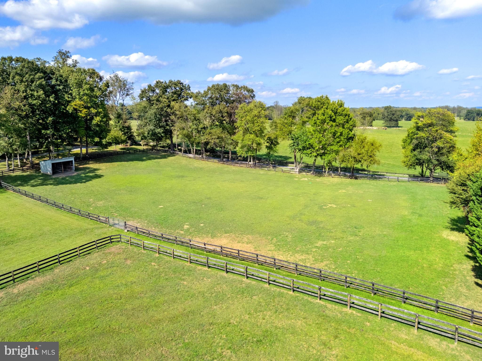 TROUGH HILL - Residential