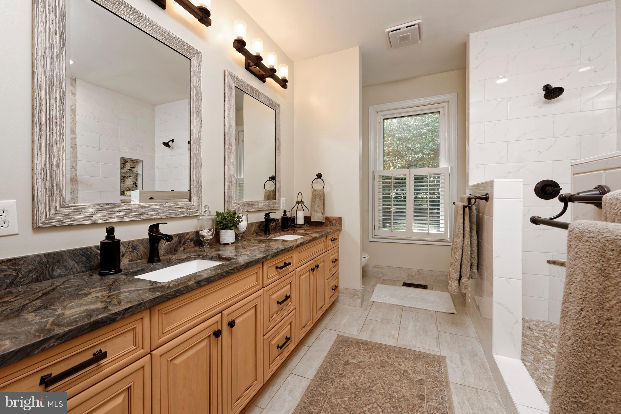 TROUGH HILL - Residential