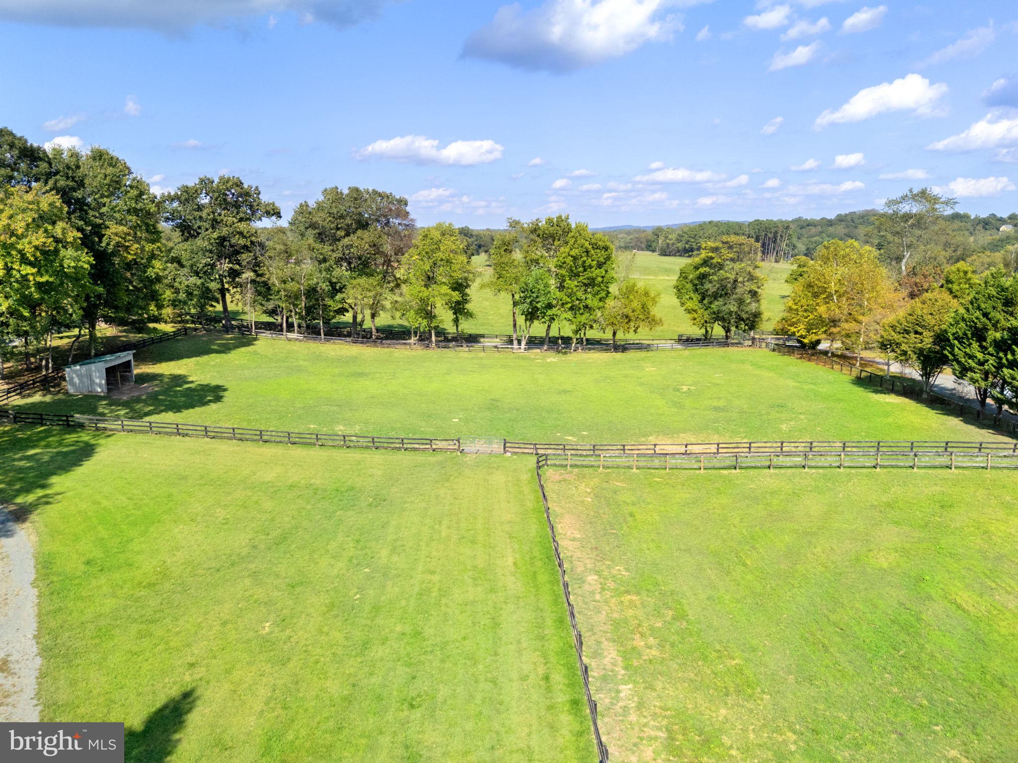 TROUGH HILL - Residential