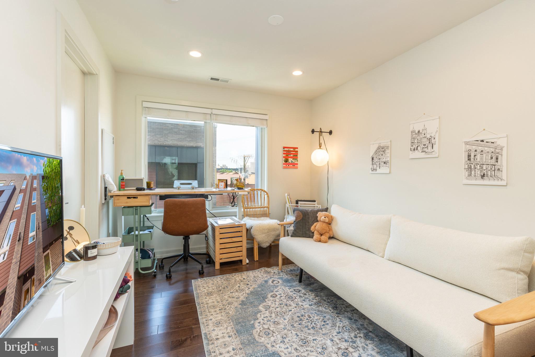 BELLA VISTA - Residential