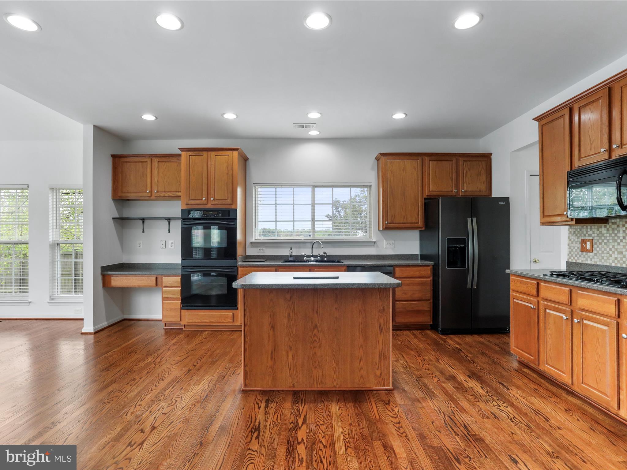 LIBERTY RUN - Residential