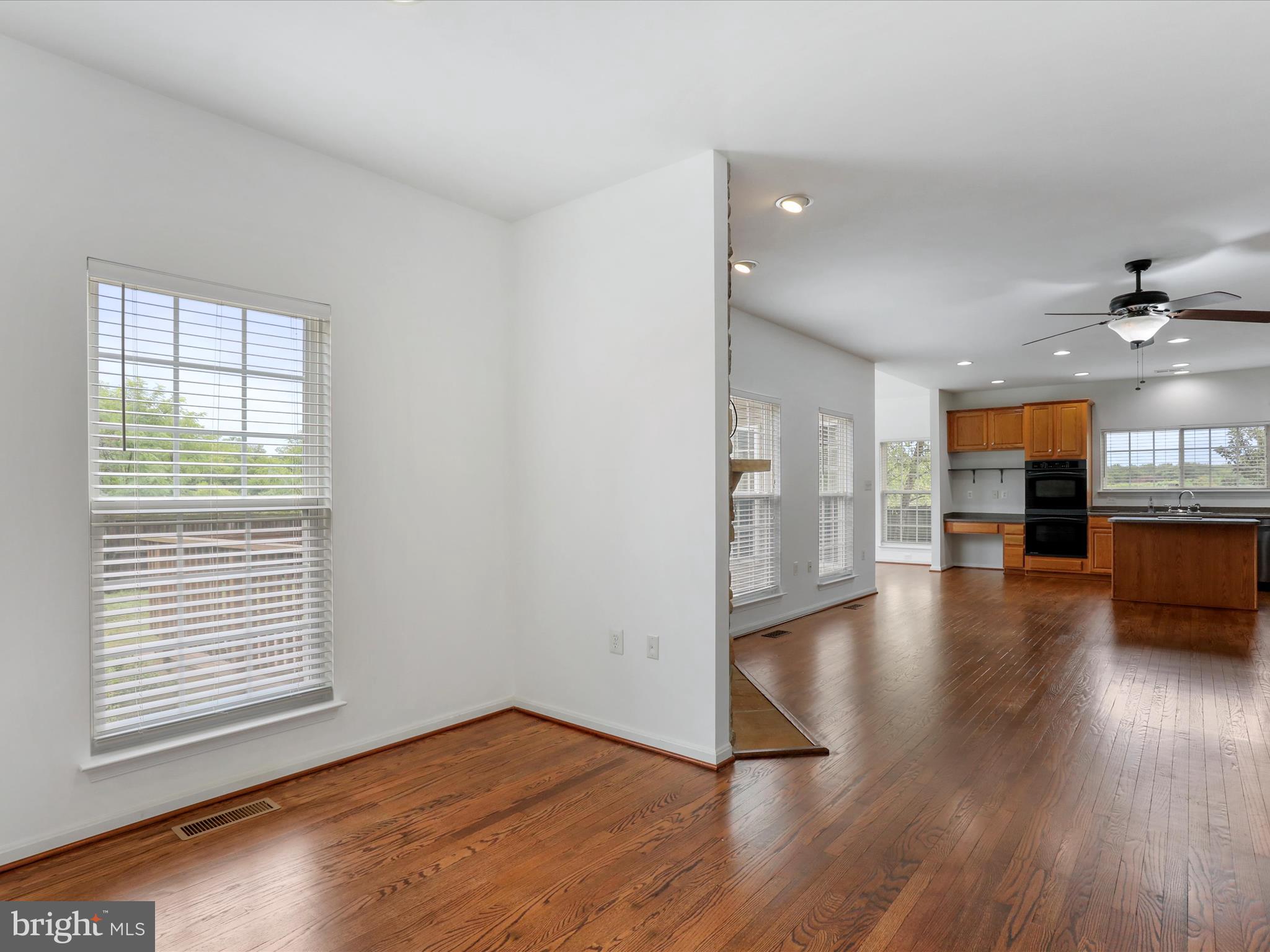 LIBERTY RUN - Residential