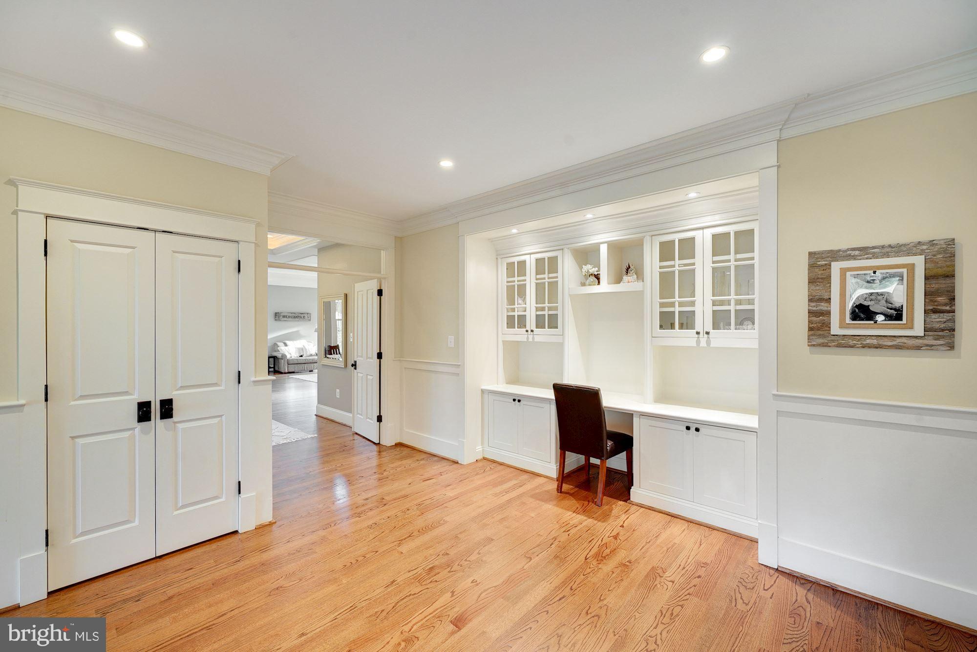 DONALDSON RUN - Residential