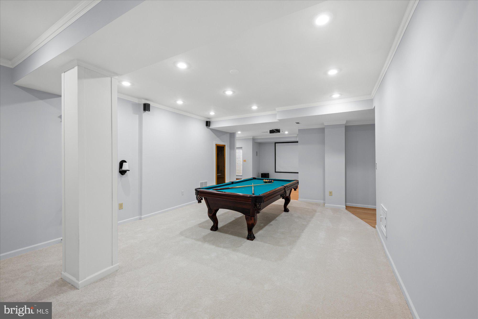 BELMONT COUNTRY CLUB - Residential