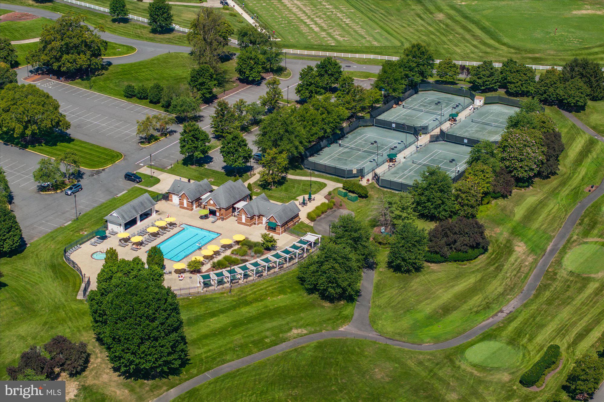 BELMONT COUNTRY CLUB - Residential
