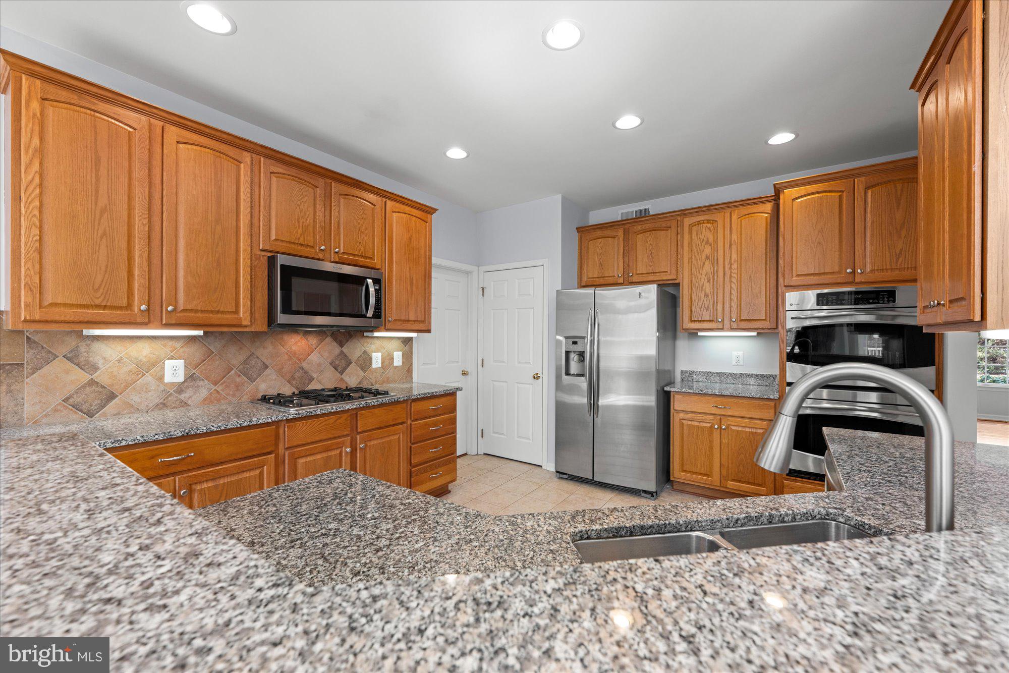 BELMONT COUNTRY CLUB - Residential