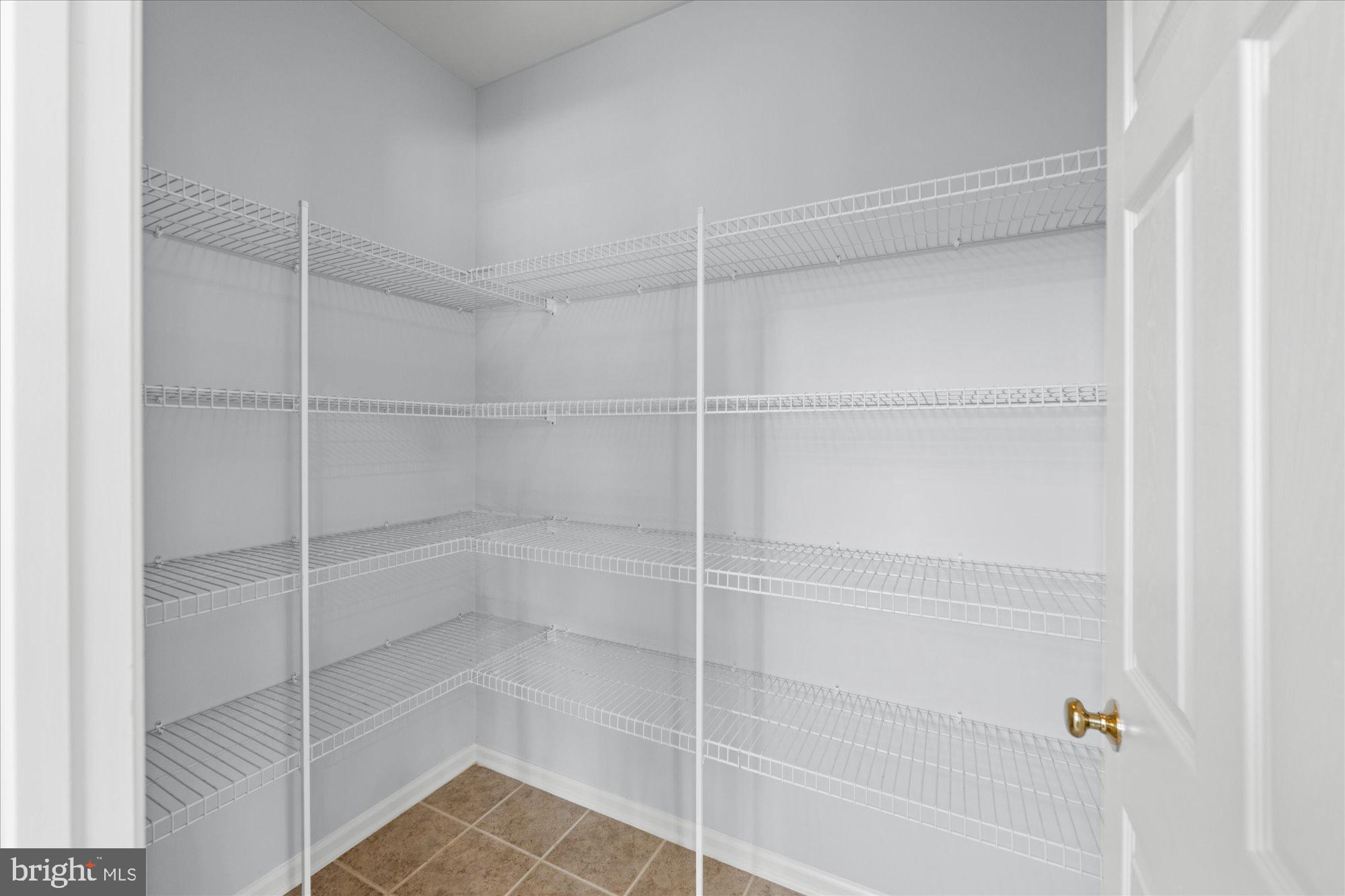 BELMONT COUNTRY CLUB - Residential