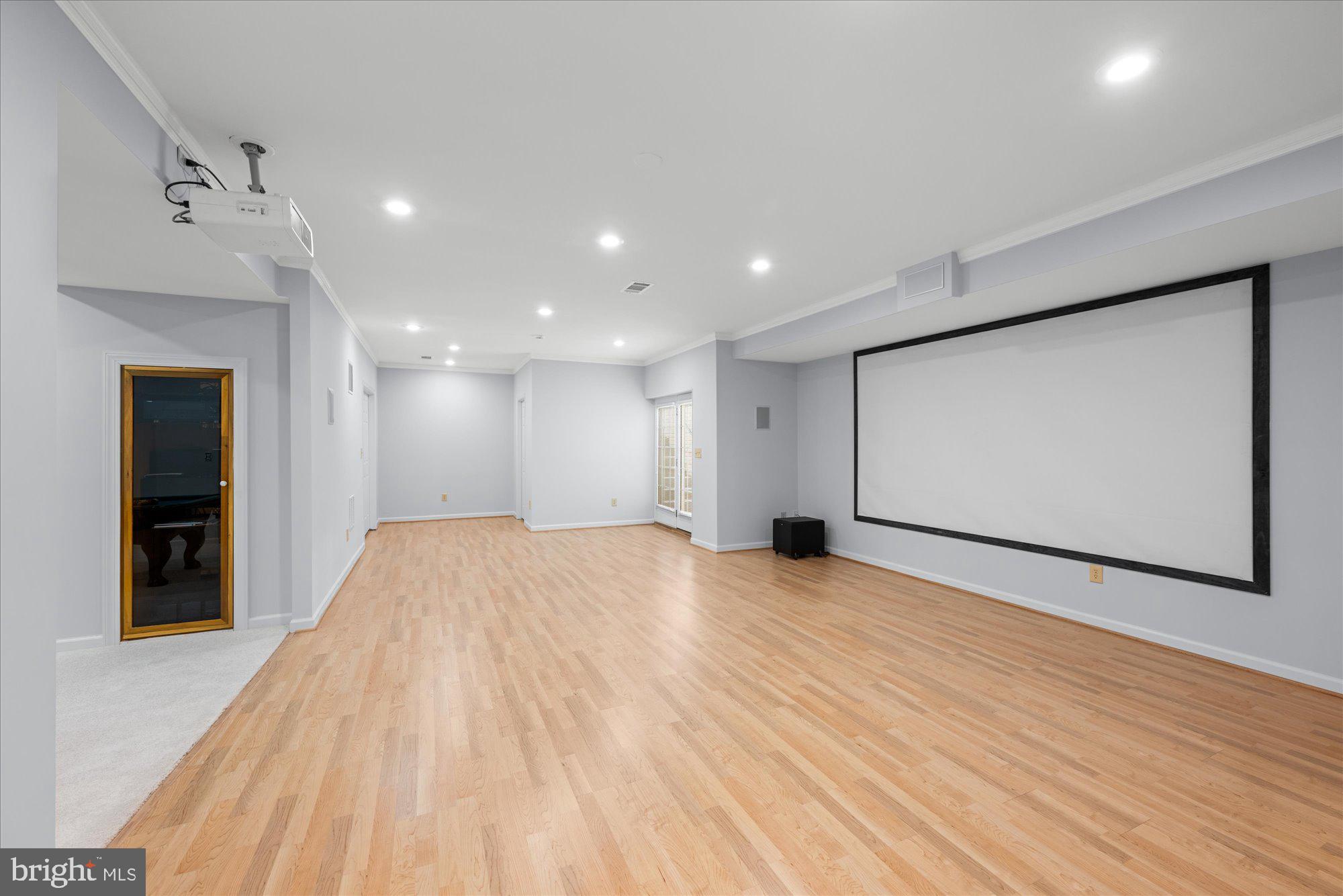 BELMONT COUNTRY CLUB - Residential