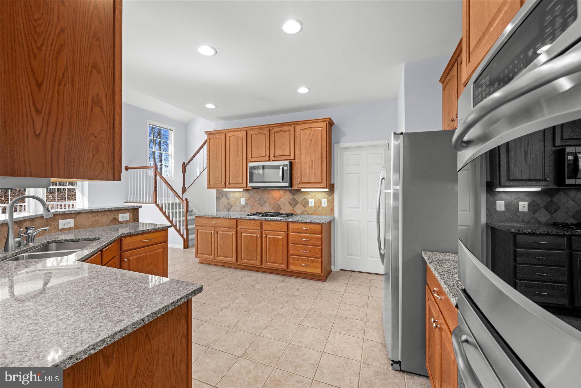 BELMONT COUNTRY CLUB - Residential