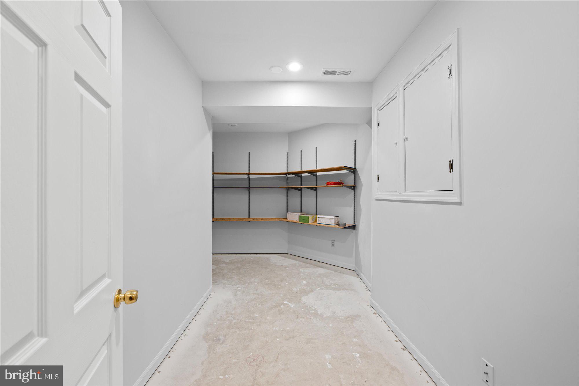 BELMONT COUNTRY CLUB - Residential