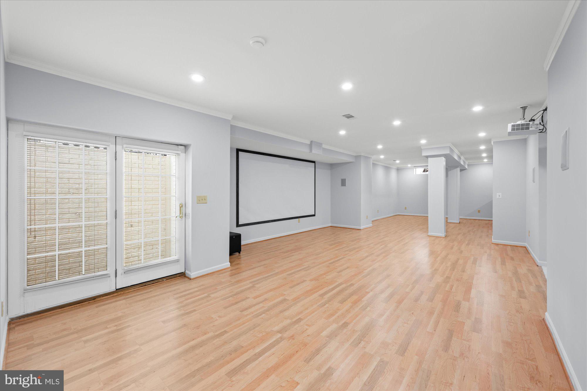 BELMONT COUNTRY CLUB - Residential