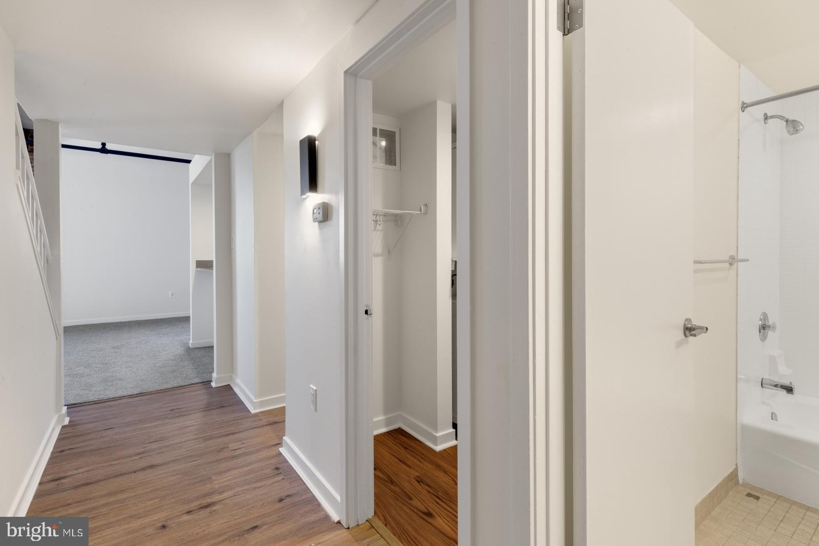 OLD CITY - Residential Lease