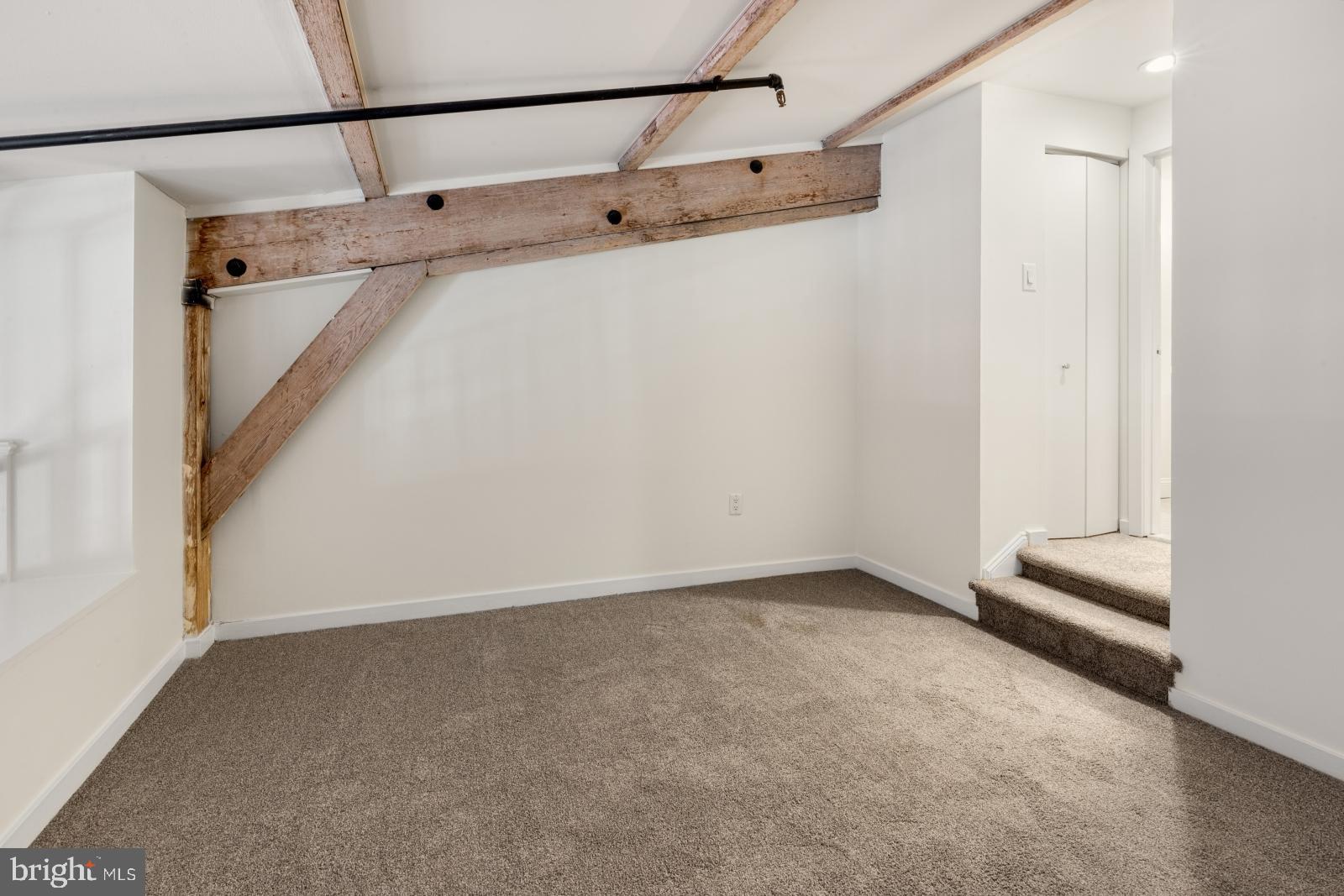 OLD CITY - Residential Lease