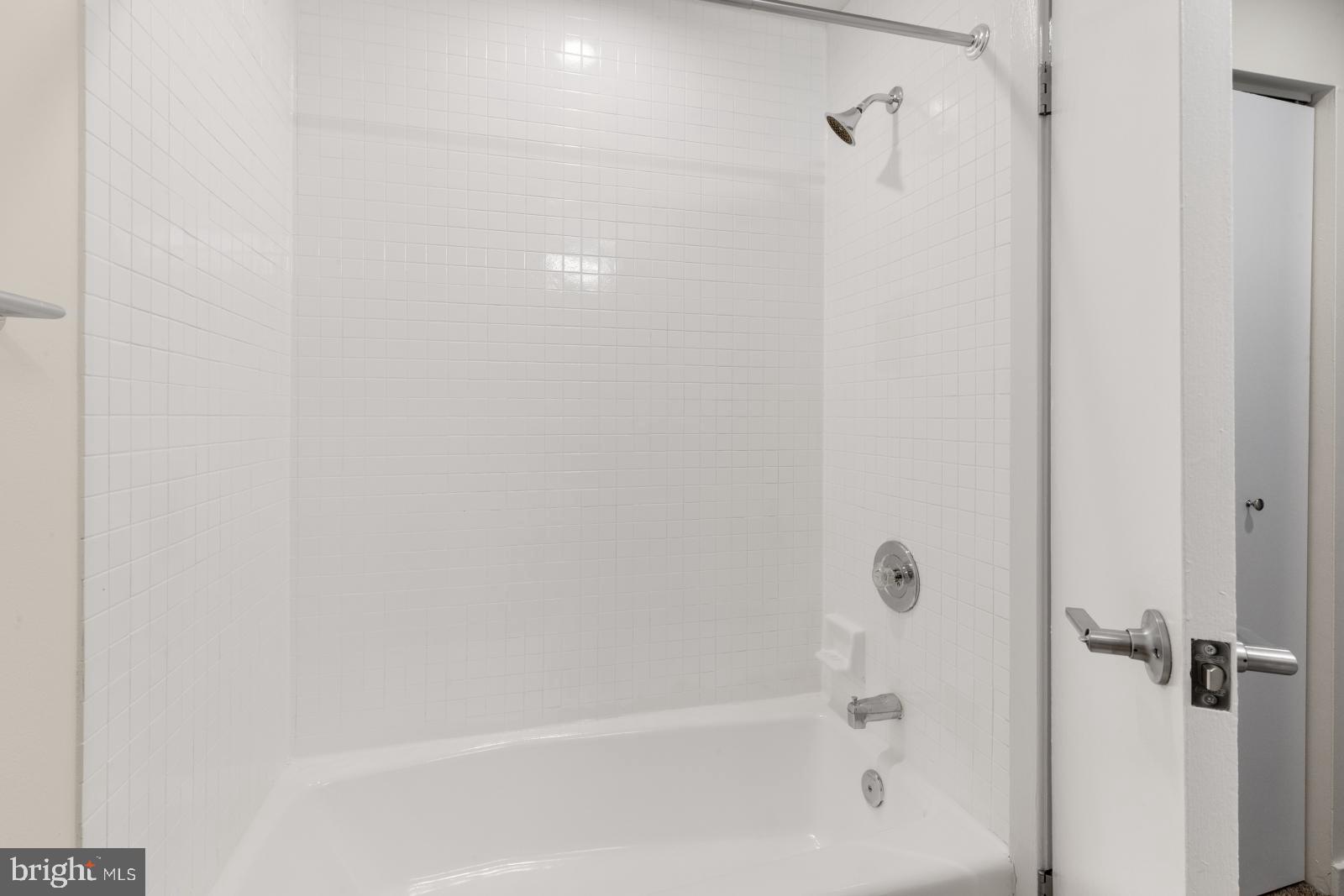 OLD CITY - Residential Lease