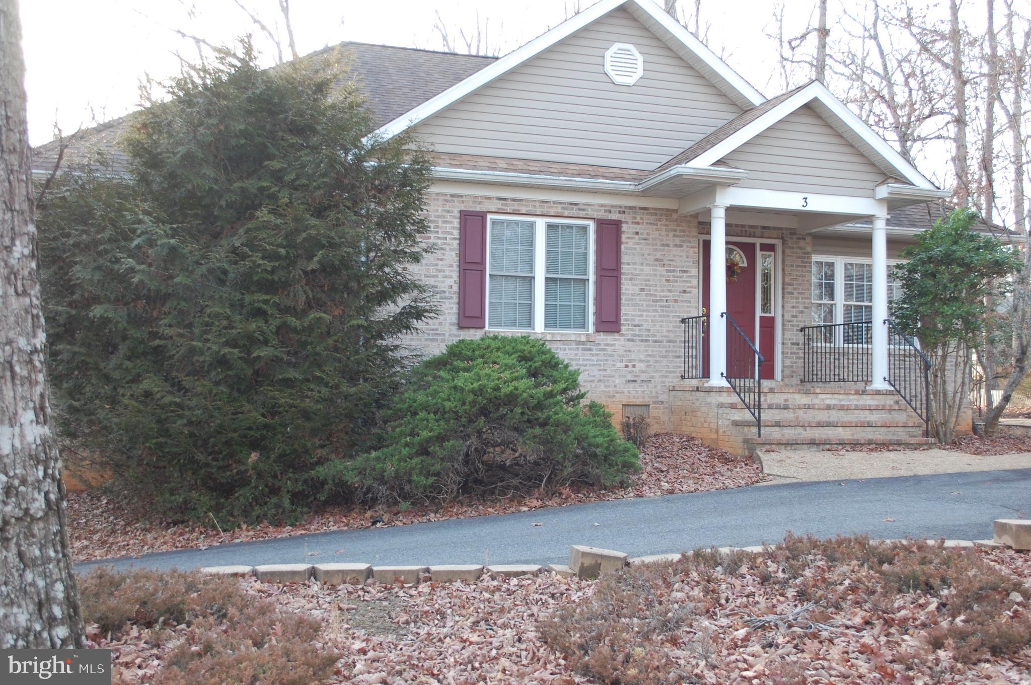 LAKE MONTICELLO - Residential