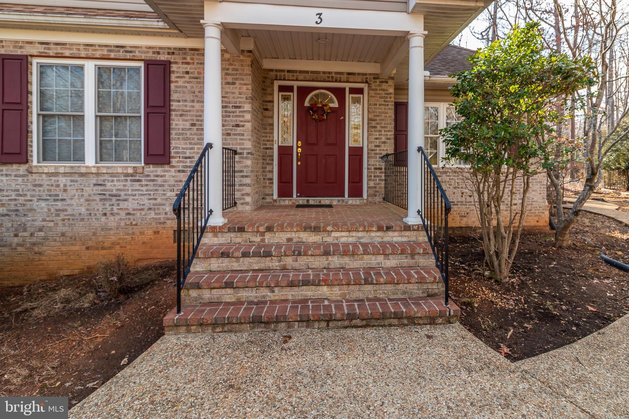 LAKE MONTICELLO - Residential