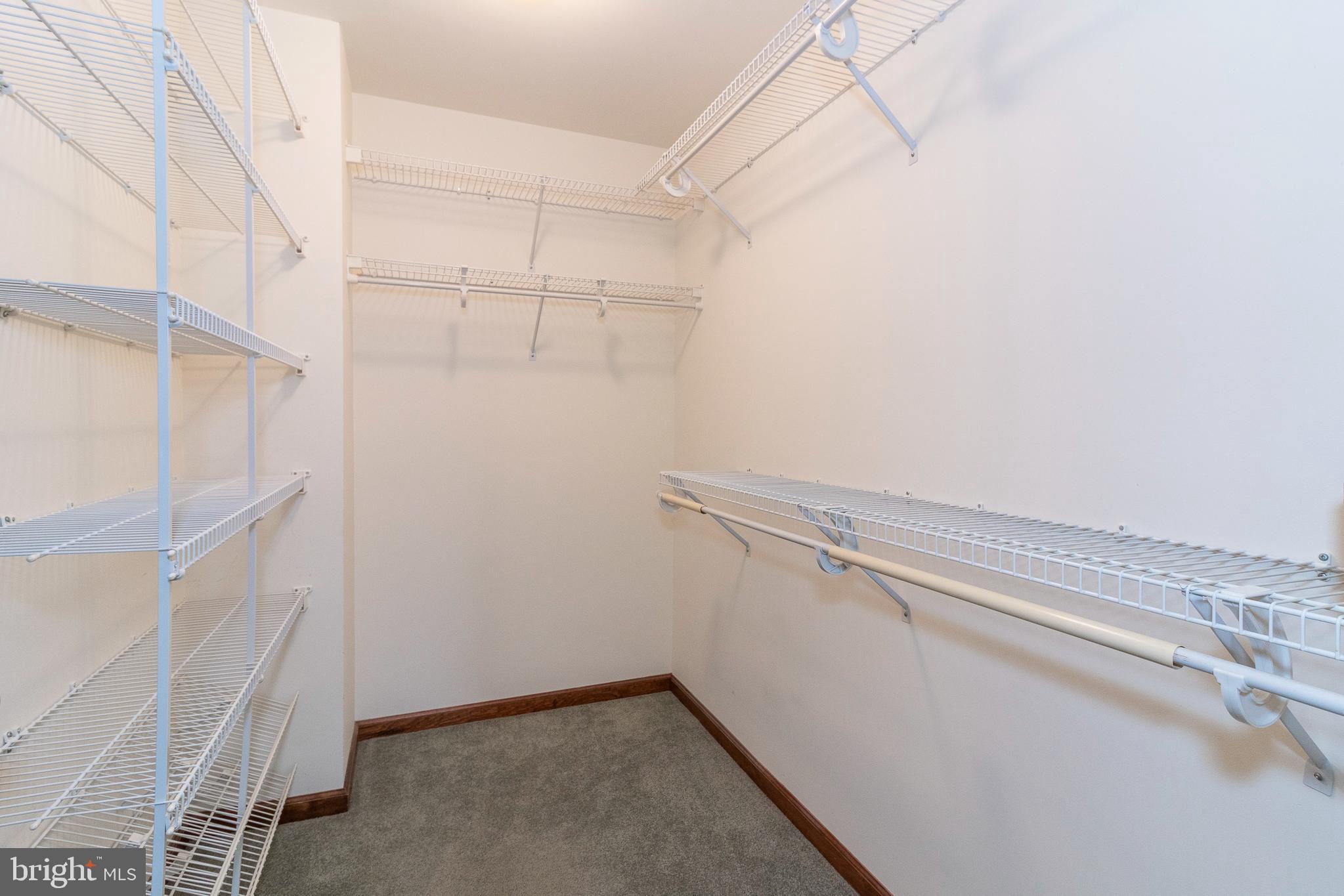 LAKE MONTICELLO - Residential