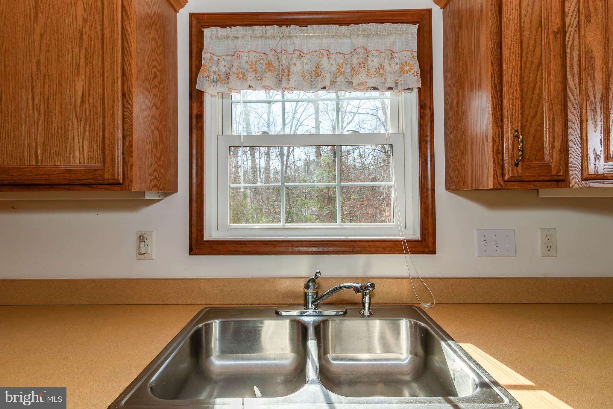 LAKE MONTICELLO - Residential