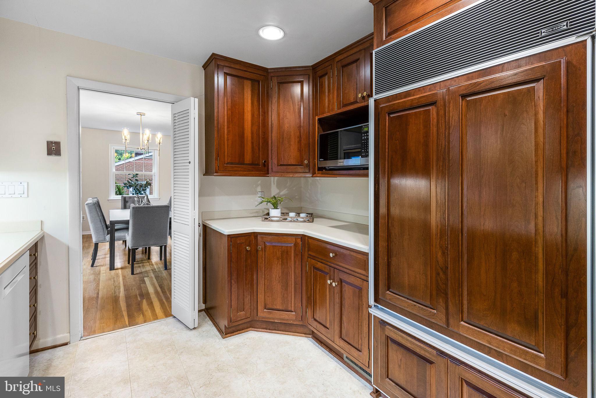 WEST SPRINGFIELD - Residential