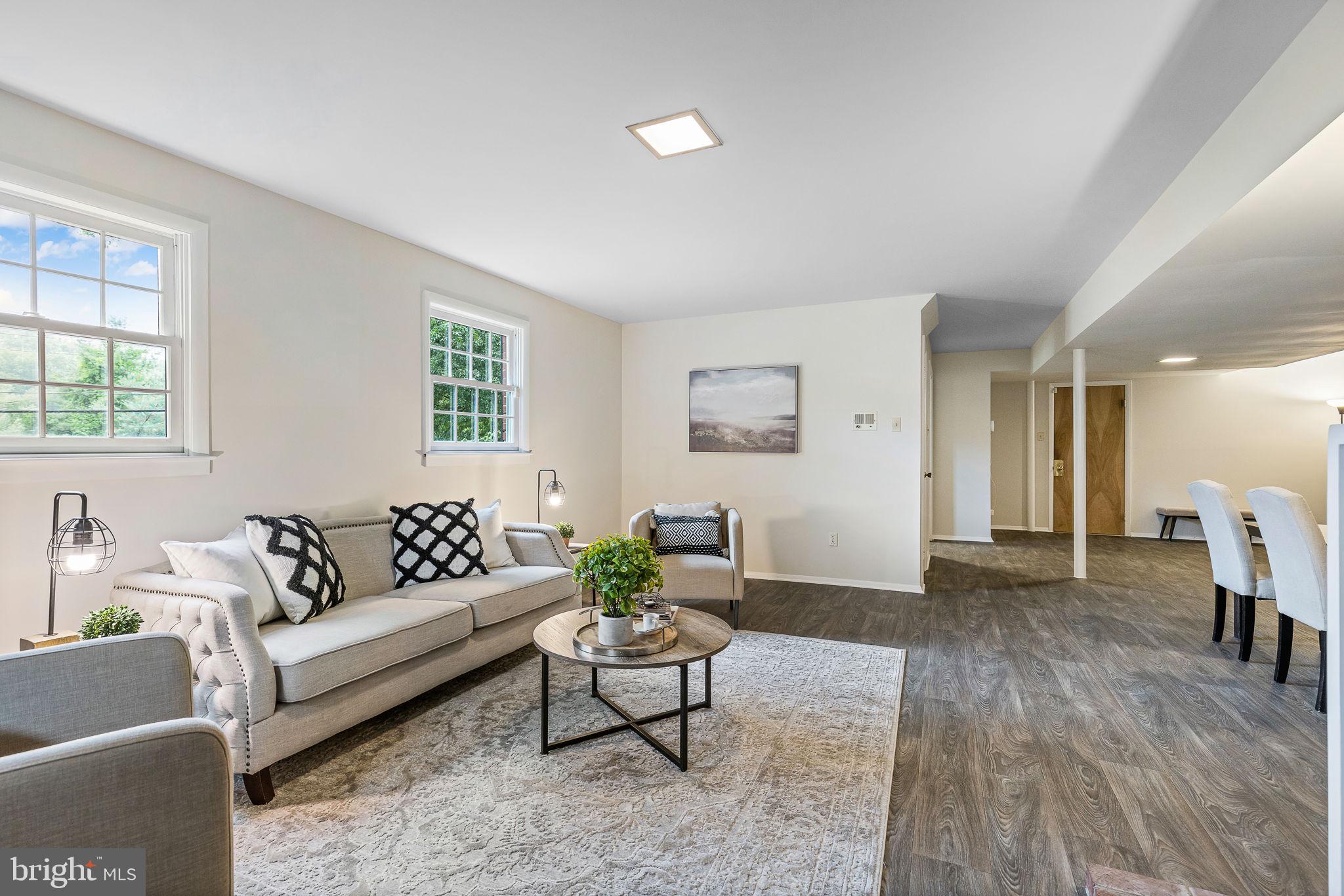 WEST SPRINGFIELD - Residential