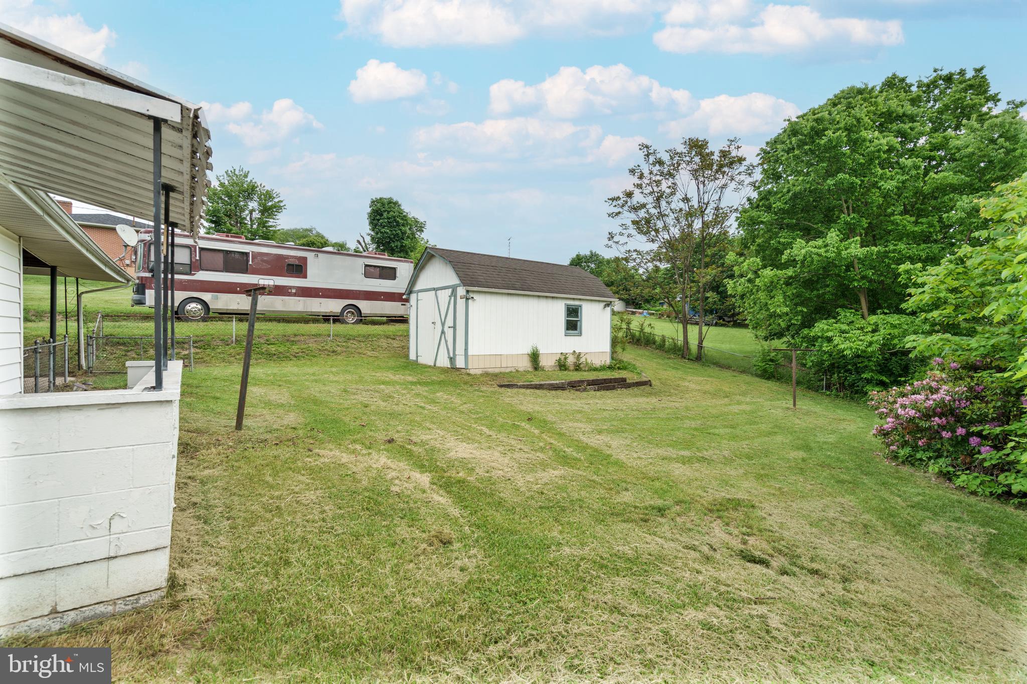 AIRLEY HEIGHTS - Residential