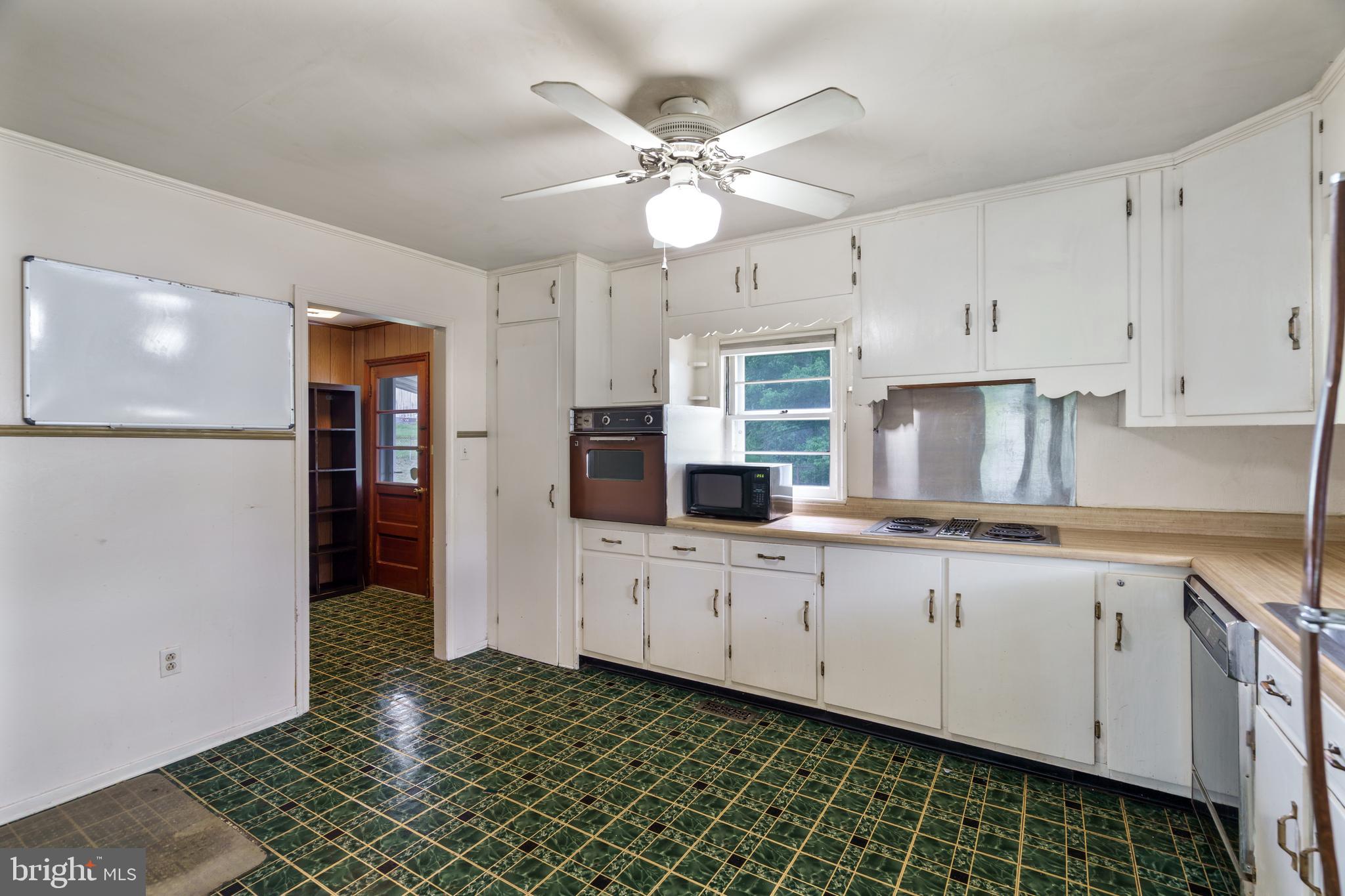 AIRLEY HEIGHTS - Residential