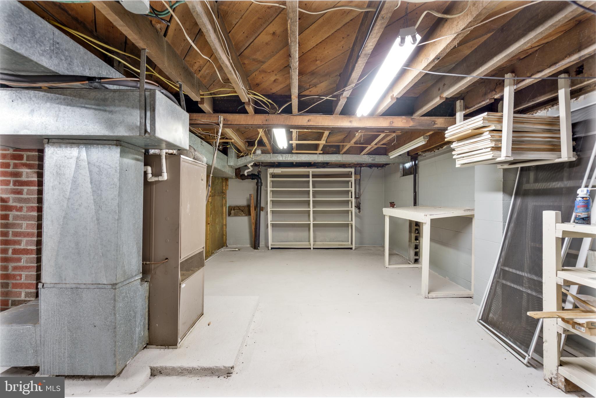 AIRLEY HEIGHTS - Residential