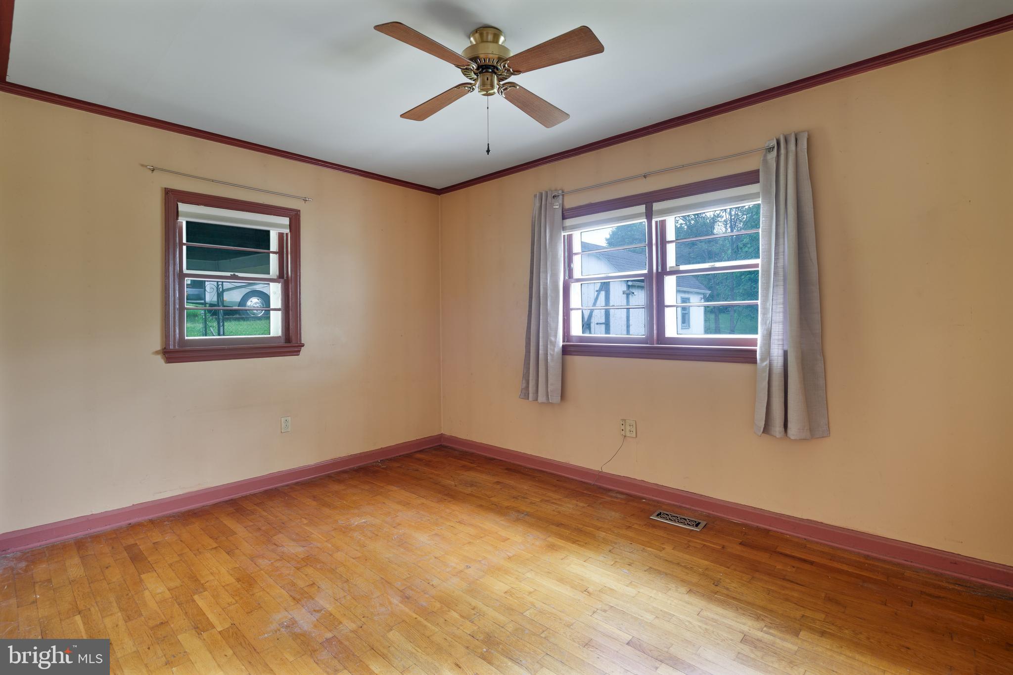 AIRLEY HEIGHTS - Residential