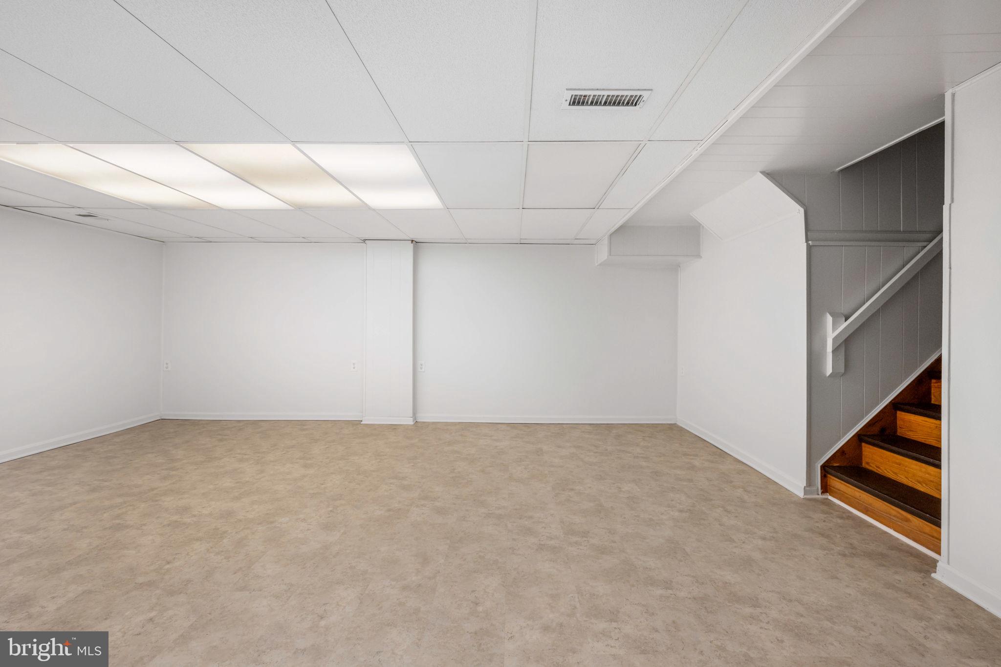 TIMOTHY PARK - Residential