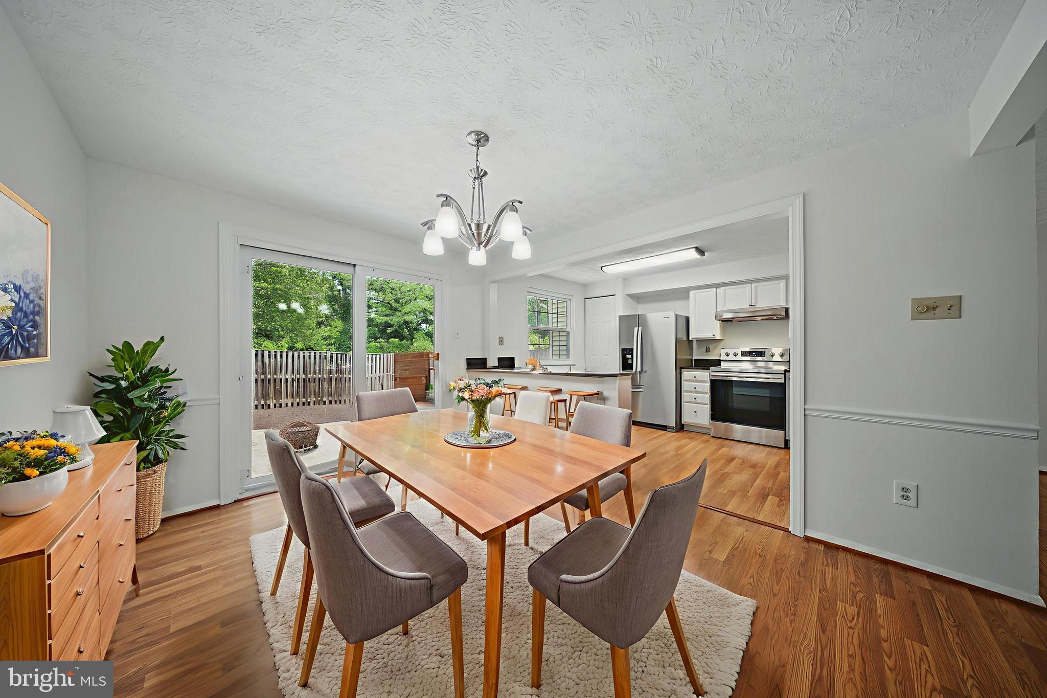 10401 GRAYSTONE COURT